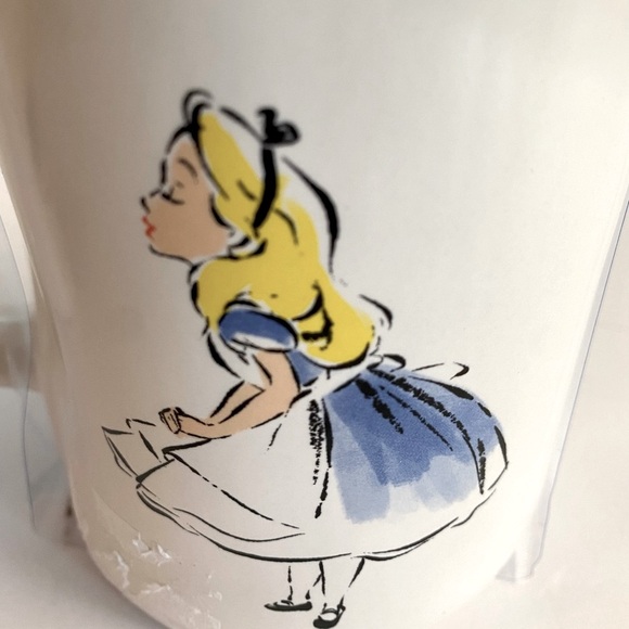 2 NWT Rae Dunn Alice In Wonderland mugs with toppers. - Picture 7 of 8